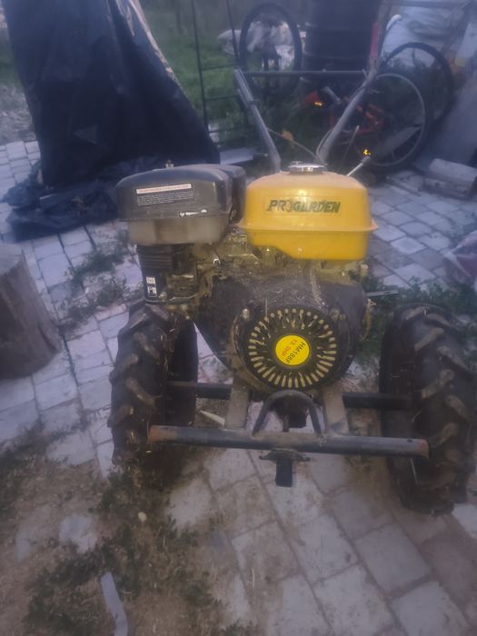 Motocultor de vînzare