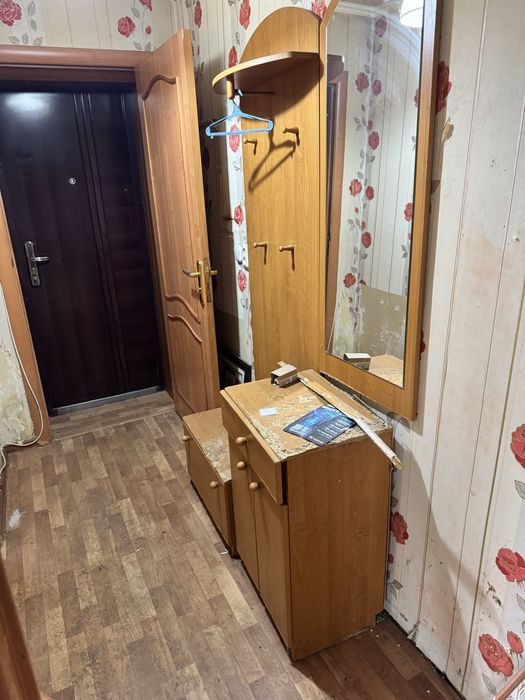 Отдам НА ДРОВА: доски, крагис, двери