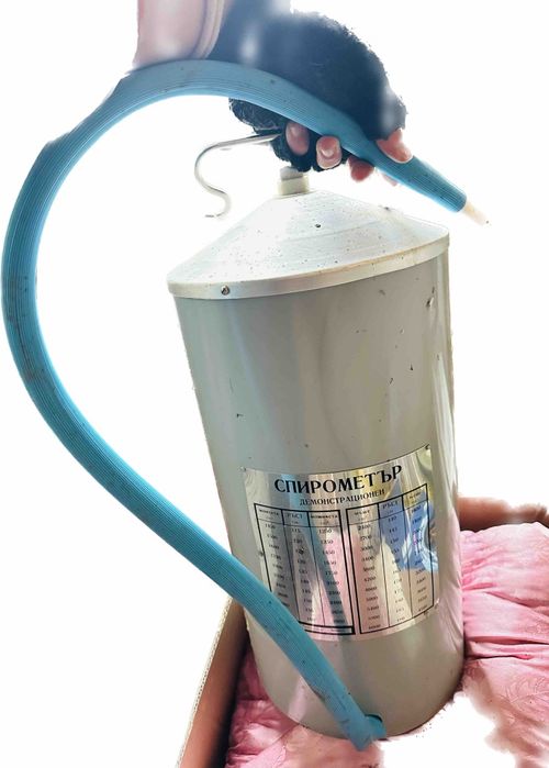 Демонстрационен Спирометър