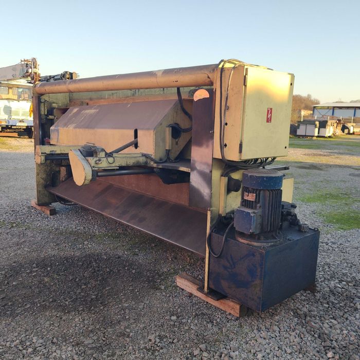 абкант и гилотина за ламарина