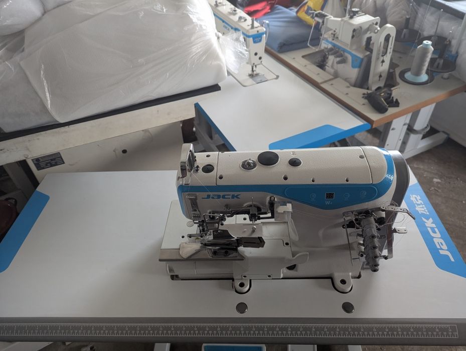 Masina de cusut uberdeck Jack W4-D-01GBX364