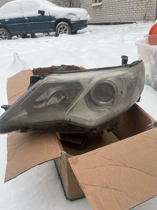 Продам фара камри 50