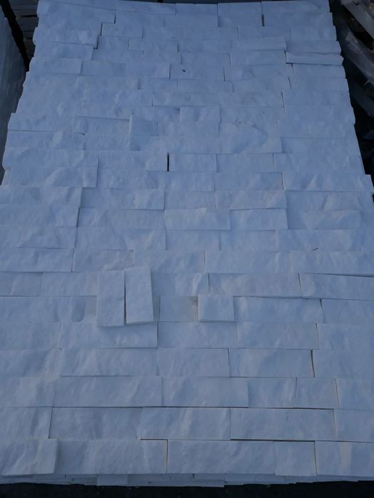 Piatra din Thassos, amenajare grădină.