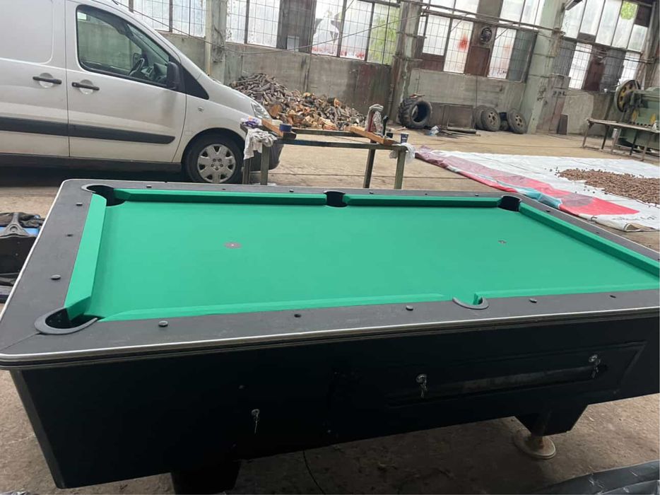 Билярдна маса - билярд
