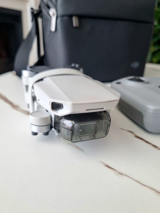 Drona DJI Mini 2 Fly more combo