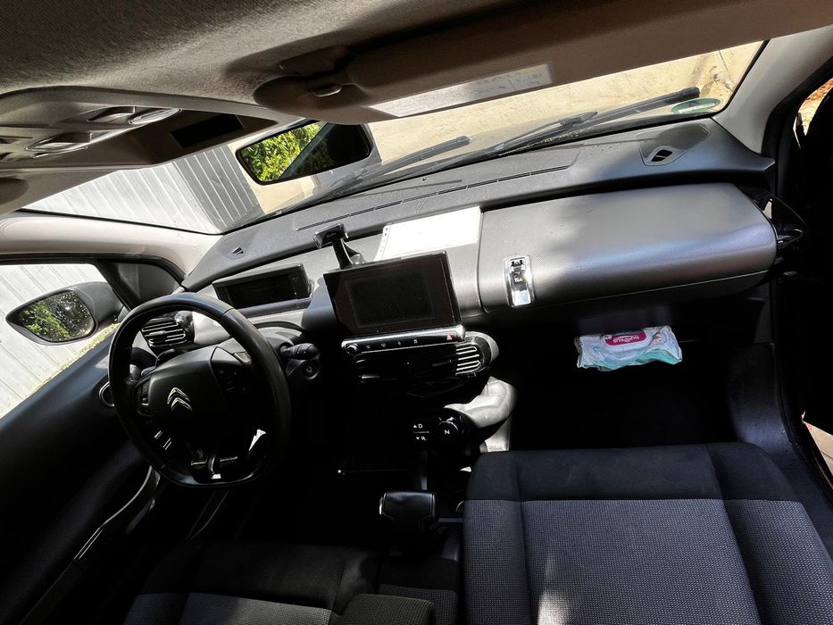 Citroën C4 Cactus 1.6 HDi 92 CP – 2015 – 188.235 km – Întreținută
