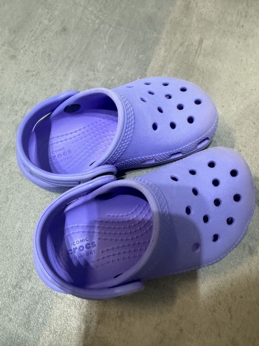 Slapi Crocs nr.24