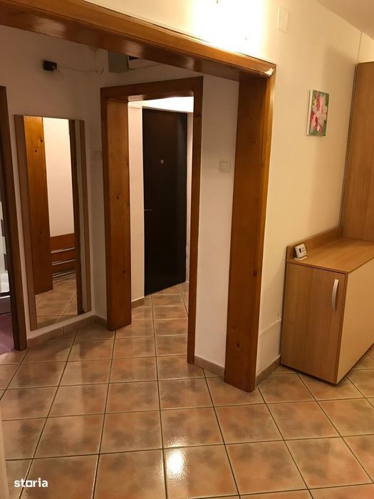 Apartament 4 camere (strada Zizinului)