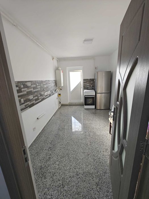 Apartament 3 camere Fetesti