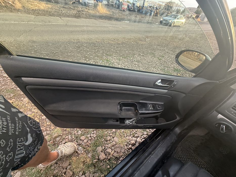 Volkswagen Golf  1.6 fsi 115ph 2004 g на части