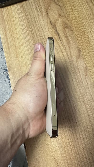 Продам Iphone 12 pro айфон 12 про