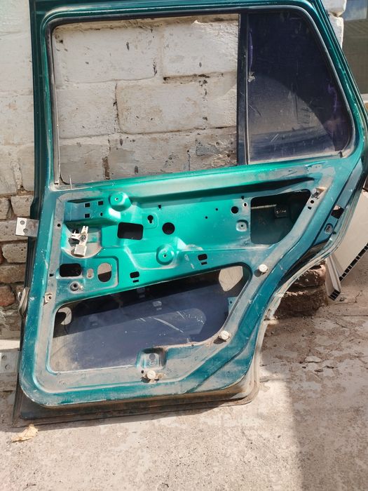 Продам двери гольф 3