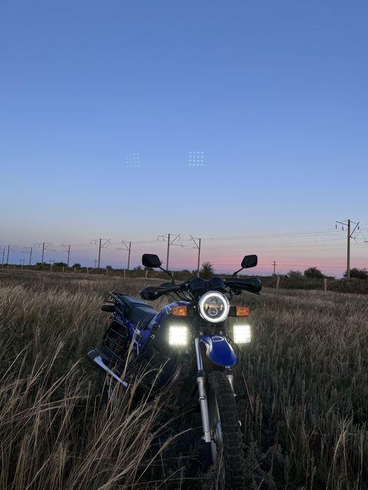 Мотоцикл yaqi 200