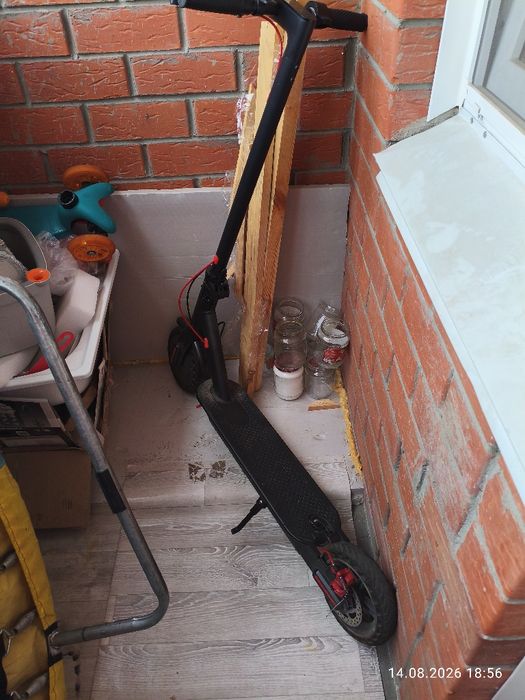 Электросамокат продам