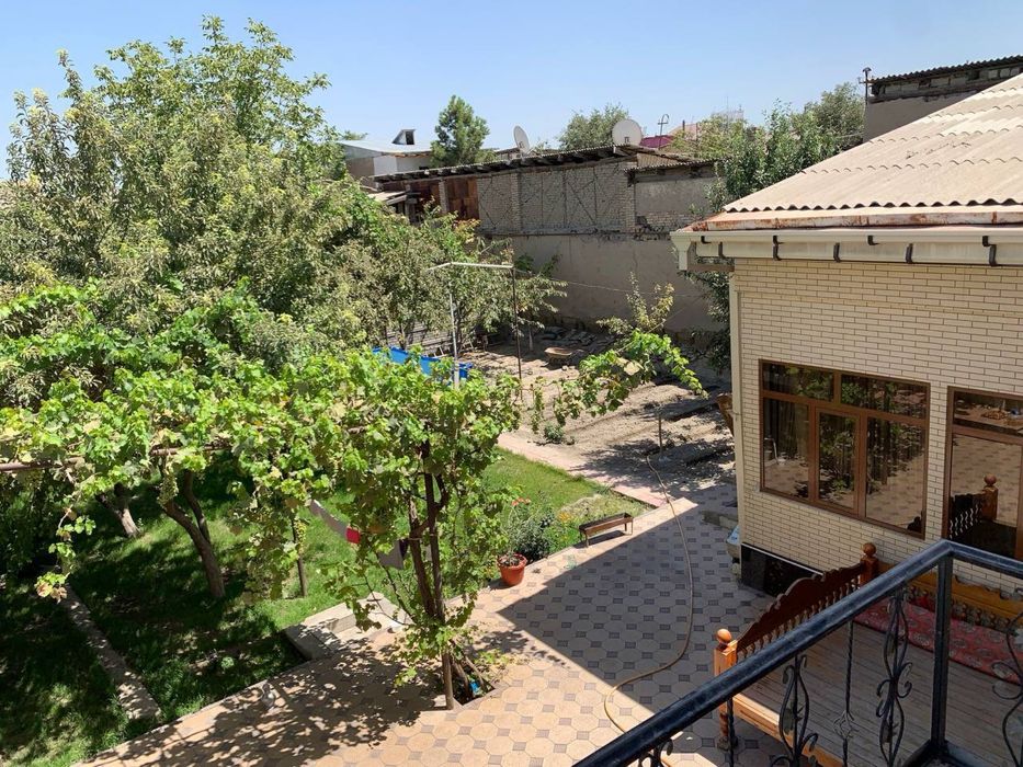 Samarqand shahar markazidan hovli