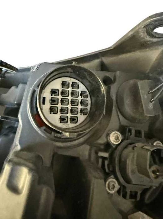 Far Dreapta Range Rover Evoque Cod BJ3213W029AE