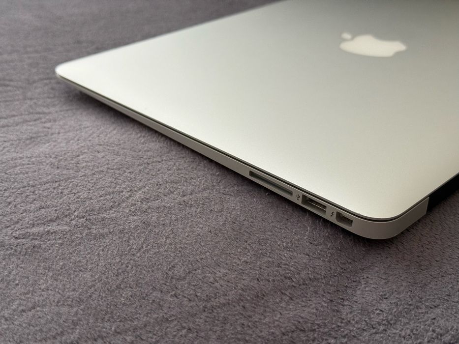 НОВ 13,3' Macbook Air 2017/Intel Core i5/8GB Ram/128GB SSD