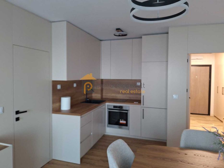 Продава се Двустаен апартамент в Пловдив, Гагарин - 67 кв.м за 2090 €/кв.м - Снимка #2