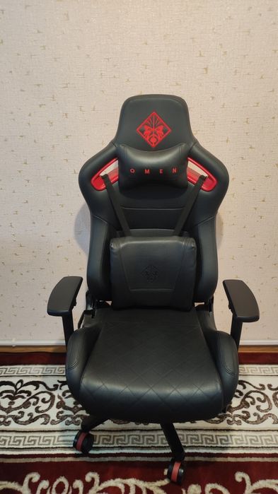 Игровое кресло HP OMEN CITADEL