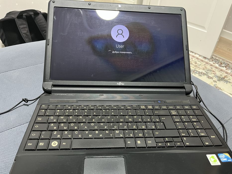 Fujitsu lifebook AH530 ноутбук