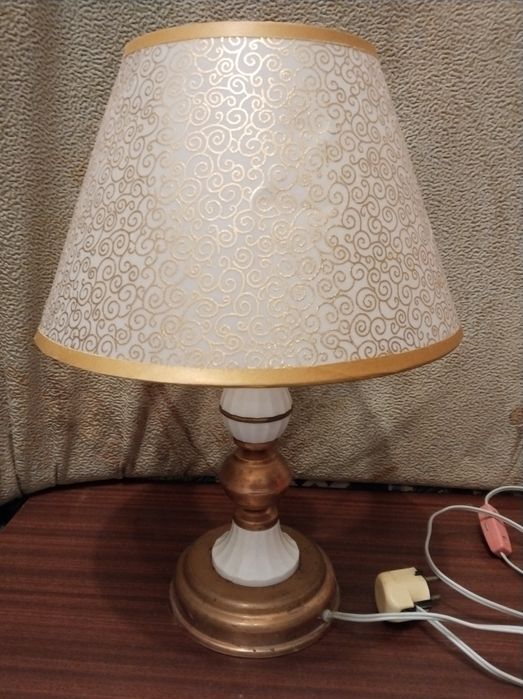 Лампа настольная времён СССР