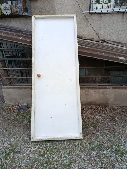 Продам дверь с касетой