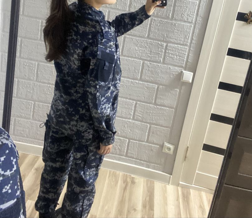 Продам камуфляжный костюм