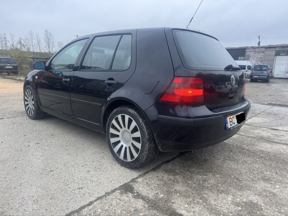 Volkswagen Golf 2001 benzină, 990 € — imagine 3