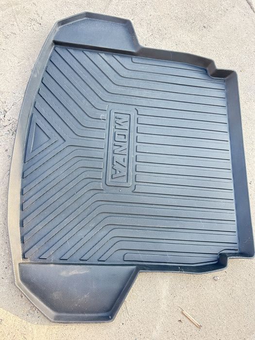 Полик багажника Chevrolet Monza