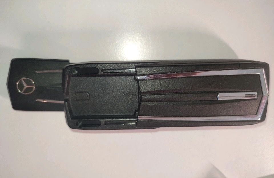 Adaptor Bluetooth original Mercedes