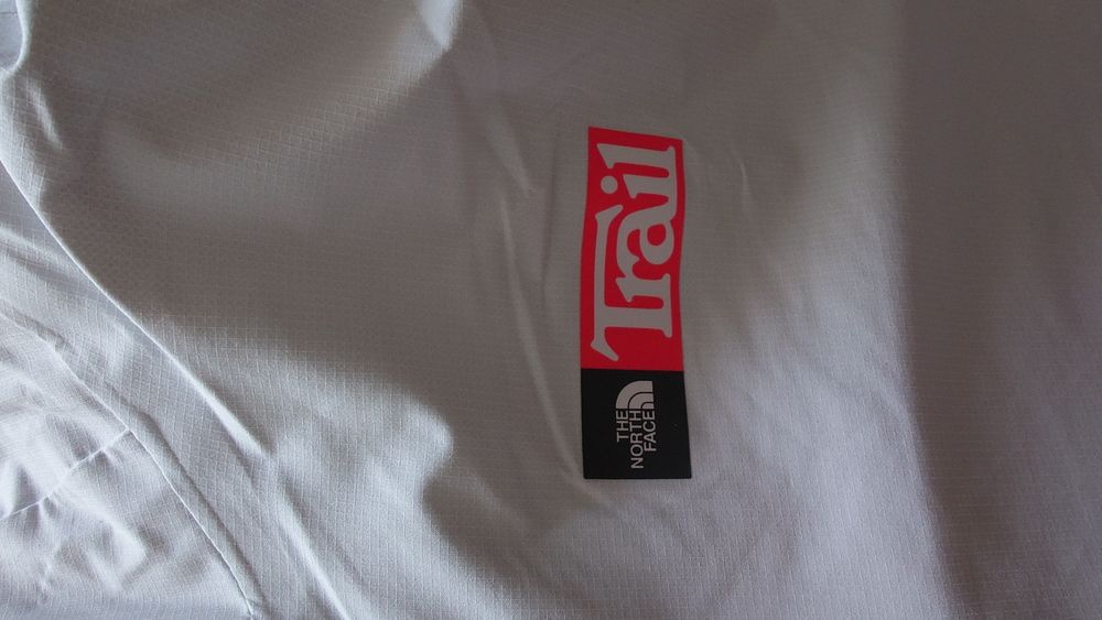 Geaca The North Face, noua, originala.