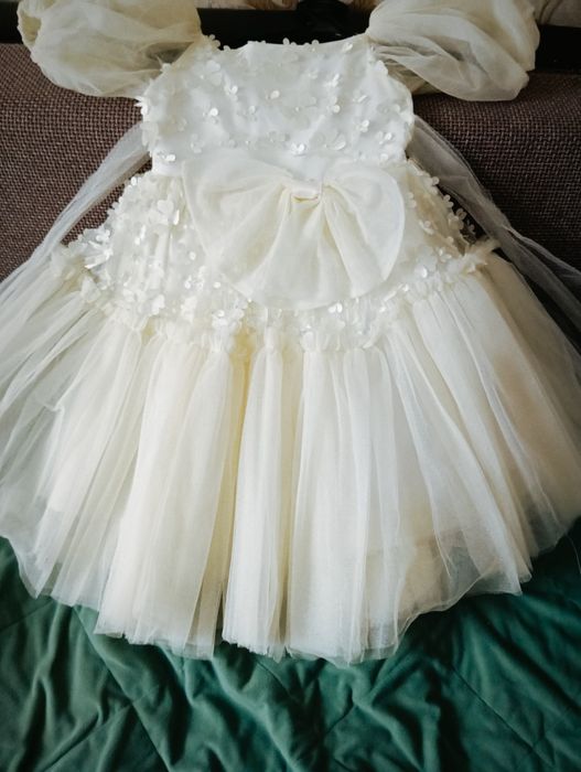 Продам очень пышное платье