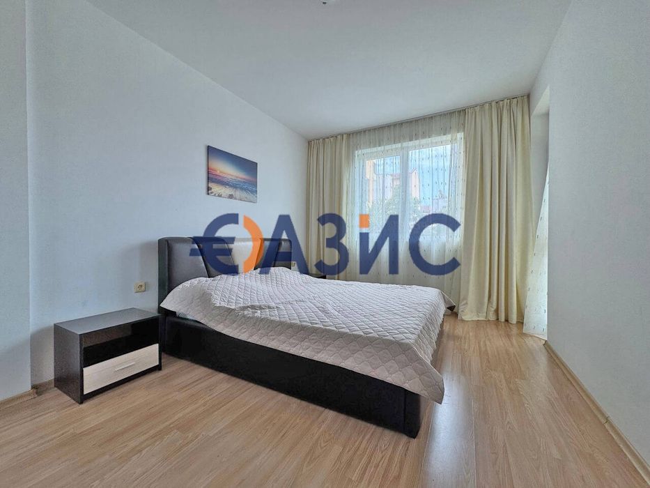 Продава се Двустаен апартамент в к.к. Слънчев бряг - 66 кв.м за 1114 €/кв.м - Снимка #5