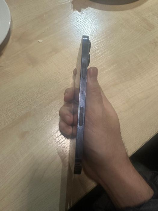 продам айфон 13 про макс