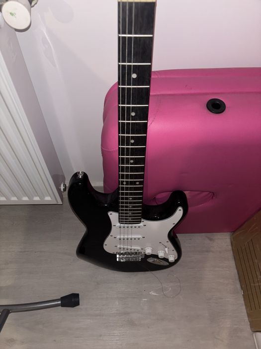 Chitara Harley Benton ST-20 BK Standard Series