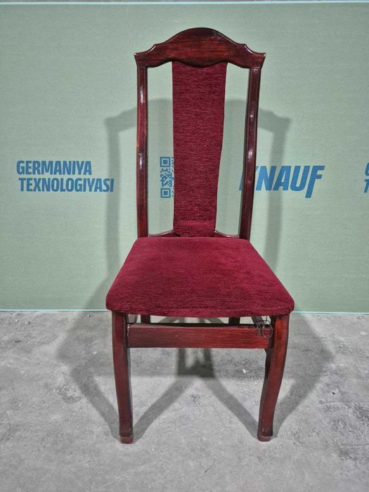 Мебель из дома, кровать, стол, 12 стульев, шкаф. Б/У