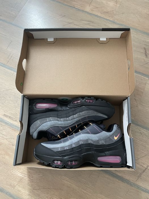 Чисто нови оригинални маратонки Nike Air Max 95 OG(номер 42)