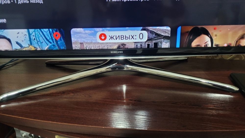 Телевизор samsung