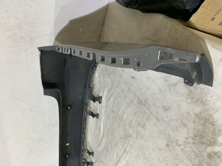 Bara spate Mercedes E-Class Sedan, Berlina W212, 2013, 2014, 2015, 2016, cod origine OE A2128857625.