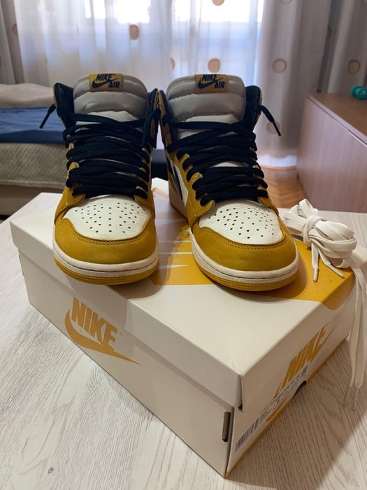Adidasi Nike Air Jordan 1 High