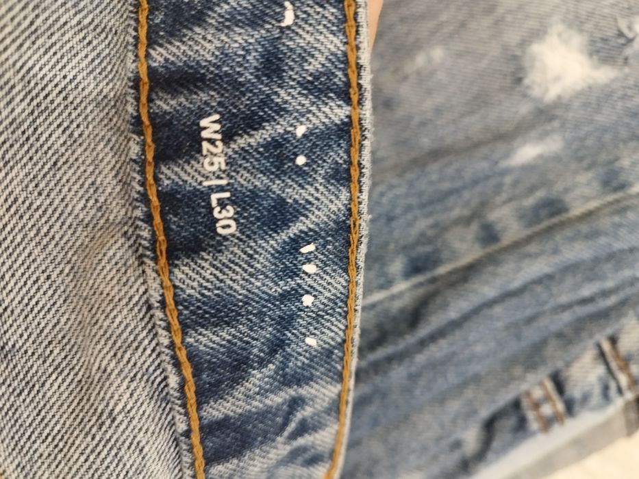 Всичко по 15лв.за брой