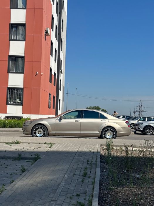 Продам мерса w221
