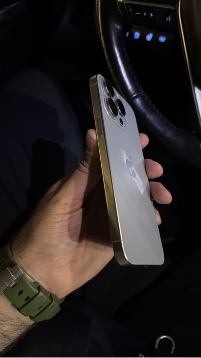 15 PRO max 512 Gb 90% батарейка