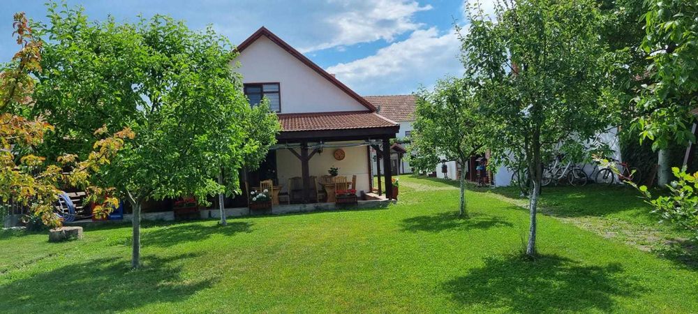 Pensiune cu restaurant la cheie