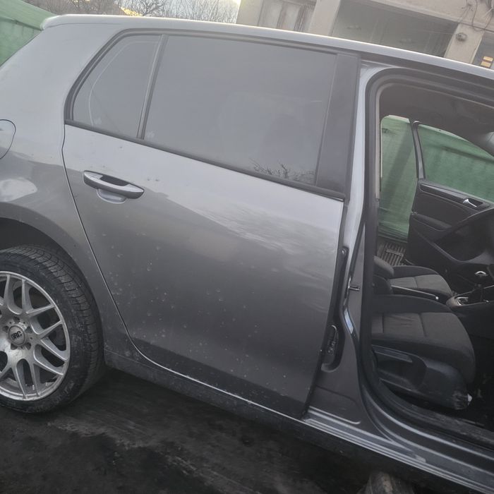 Врати и огледала за голф 6  във перфектно същоияние