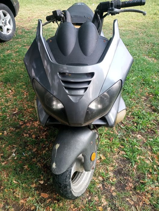 Scuter Jonway de 125cc