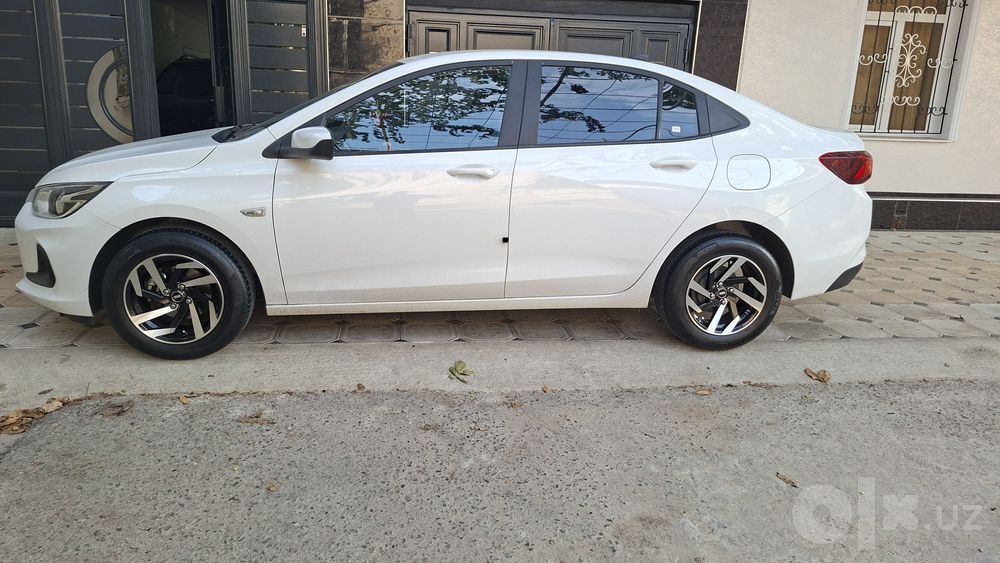 Продам Машину Оникс Ltz