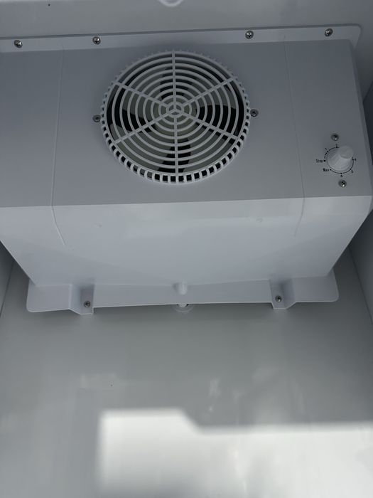 Витрина холодильник BX-F377BL