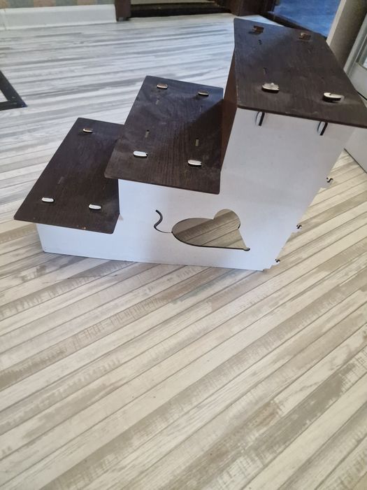 Продам домик для кошки, кролика