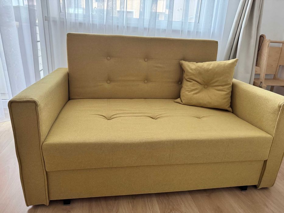 TOP ЦЕНА - Двуместен разтегателен диван с ракла - Идеално състояние